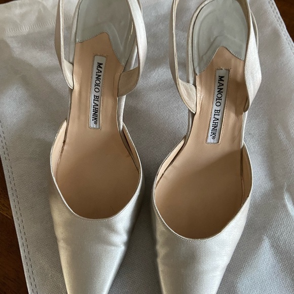 Manolo Blahnik Slingback Pumps (SOLD) - Picture 3 of 6